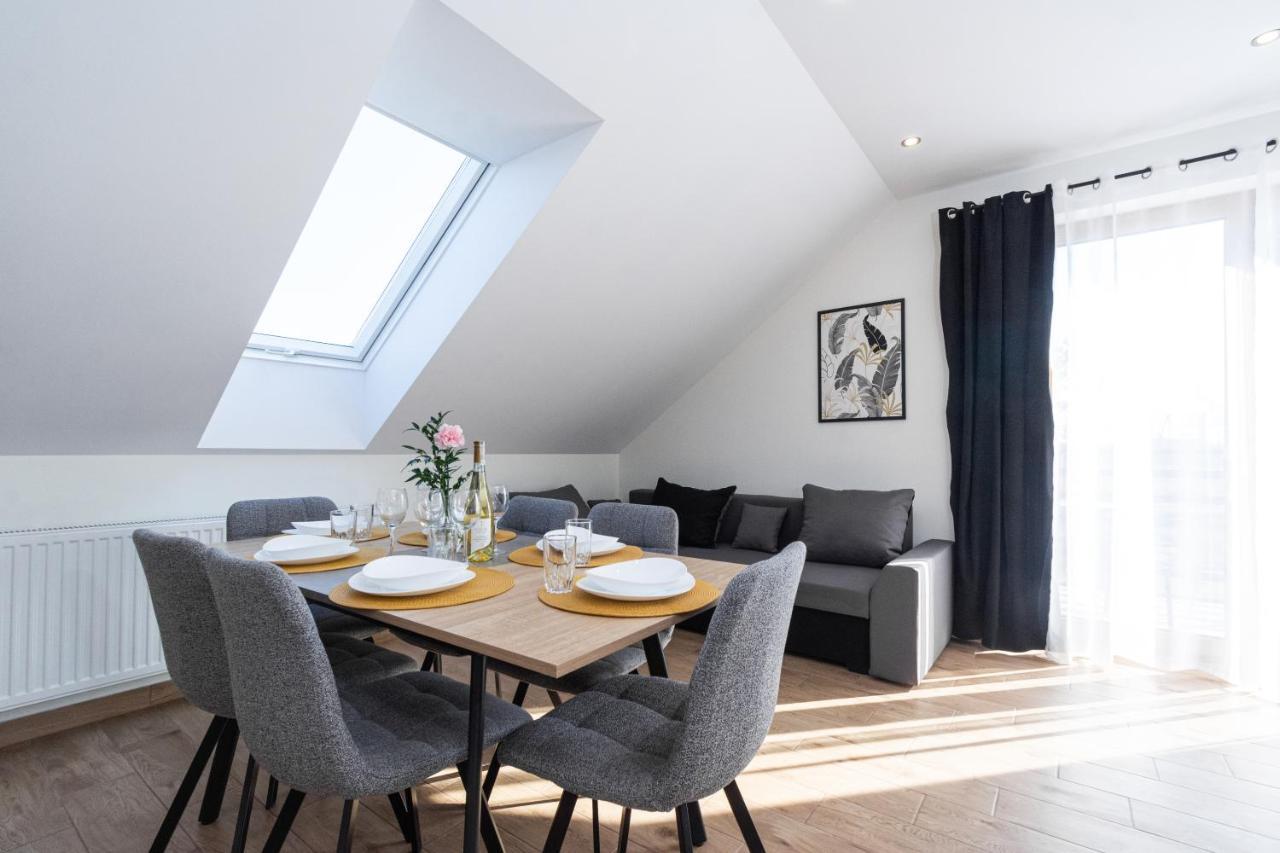 Apartamenty Jantar Леба Екстериор снимка