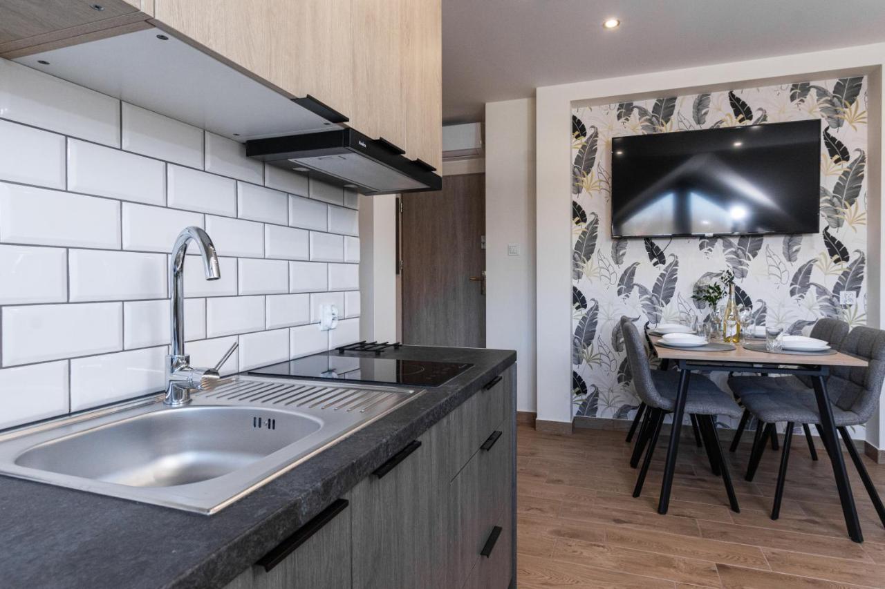 Apartamenty Jantar Леба Екстериор снимка
