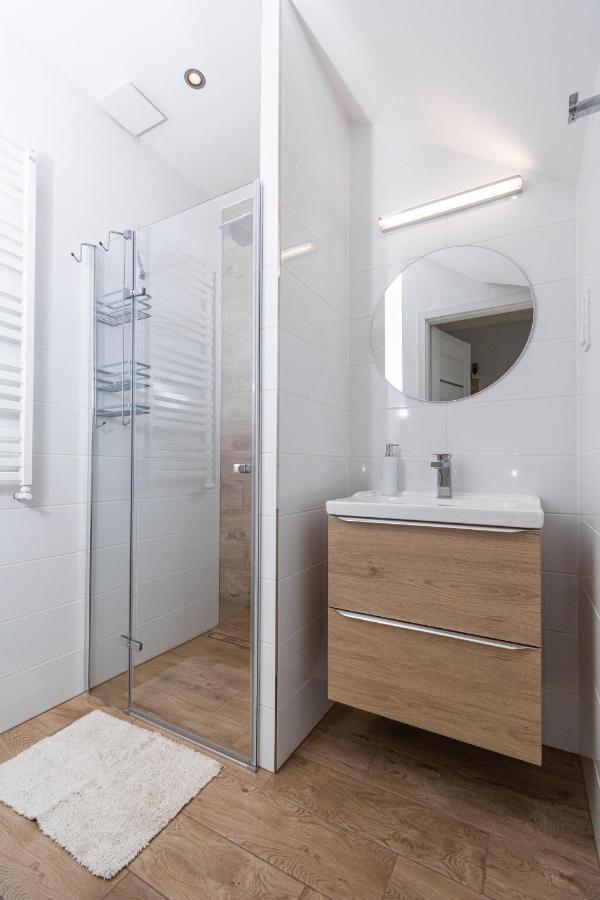 Apartamenty Jantar Леба Екстериор снимка