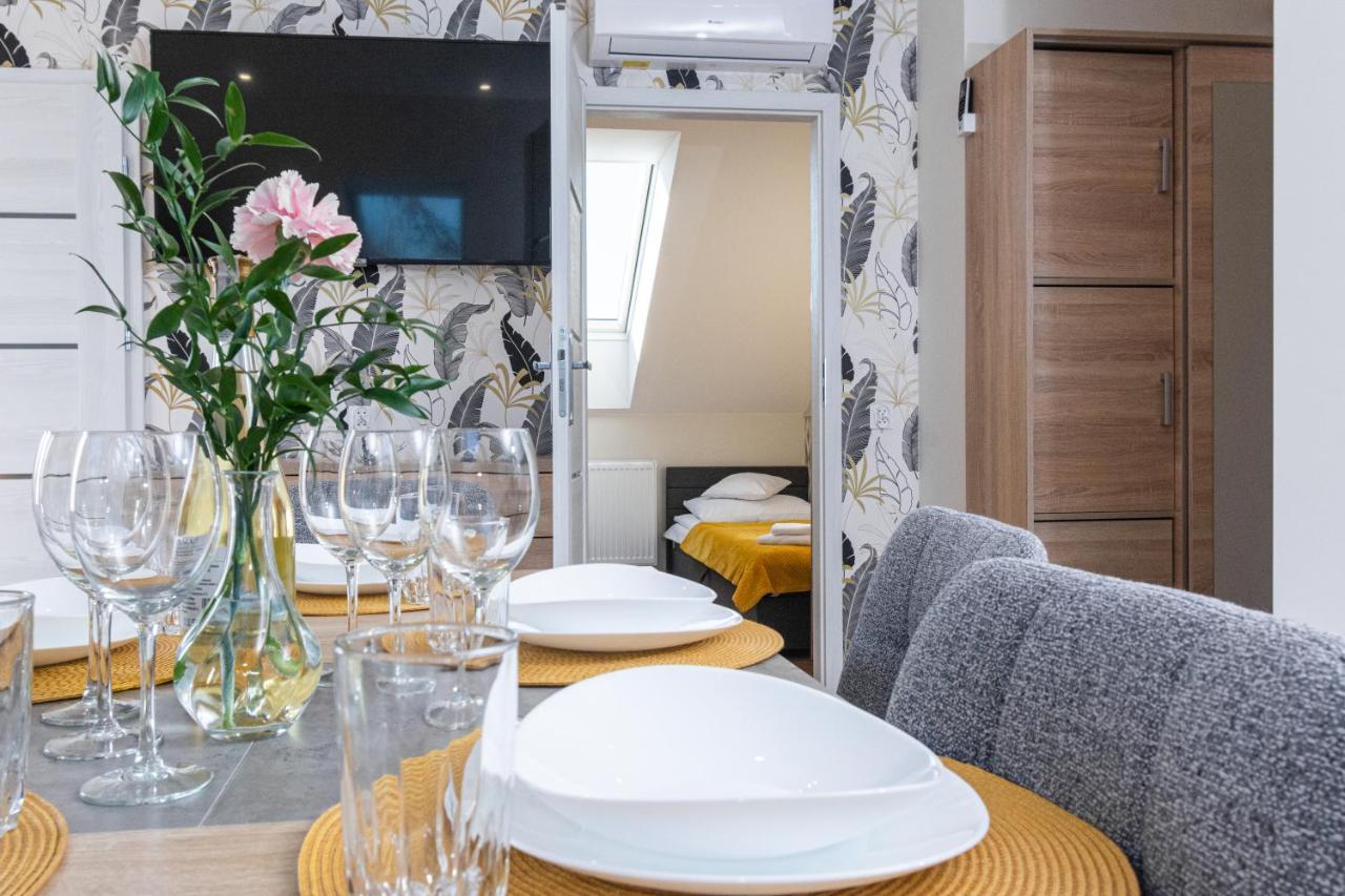 Apartamenty Jantar Леба Екстериор снимка